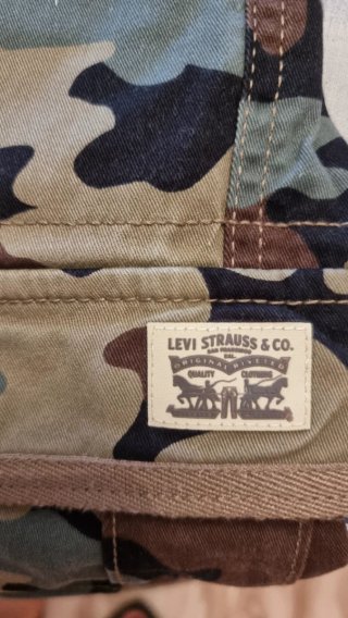Pantalones Levi's Camuflaje