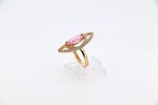 Anillo Lanzadera grande con circonita central rosa