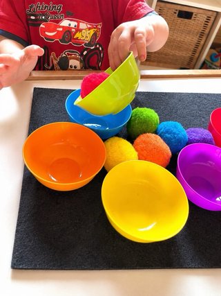 Clasificación Colores Montessori Bebé