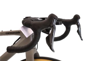 Bicicleta Cannondale Synapse Carbon 1 RLE Di2 11V t.48 Reacondicionada