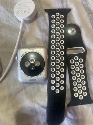 Apple Watch 3  42 mm Batter 97