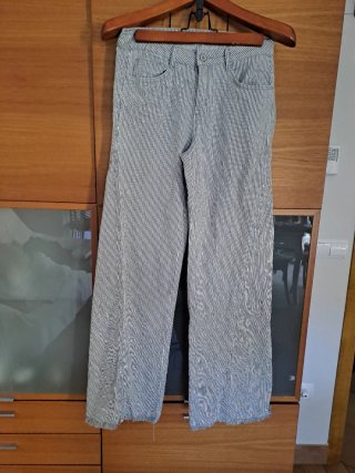 Pantalón Rayas gris y Blanco