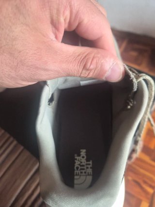 Zapatillas The North Face 300 grises