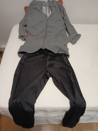 Conjunto chándal hombre gris y negro