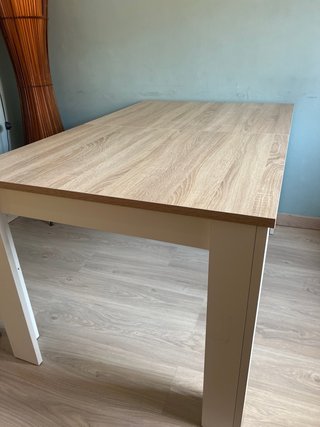 Mesa de comedor de madera extensible