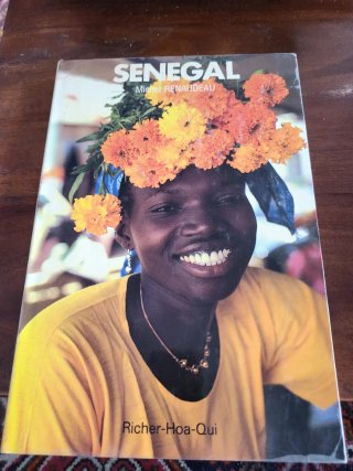 Libros de viajes tapa dura, tamaño grande, vendo.