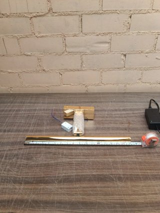 Aplique LED Dorado para Cuadros