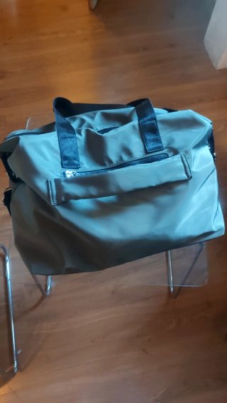 Bolsa de viaje con neceser