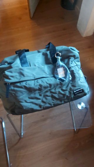 Bolsa de viaje con neceser