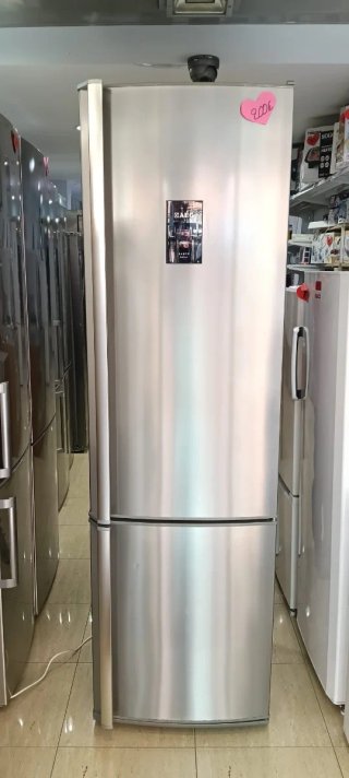 NEVERA COMBI AEG NO FROST ENERGÍA A+