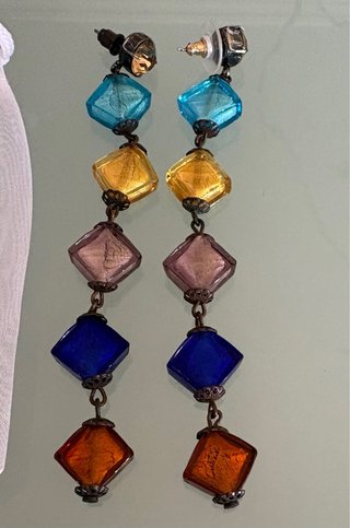 Pendientes largos de colores