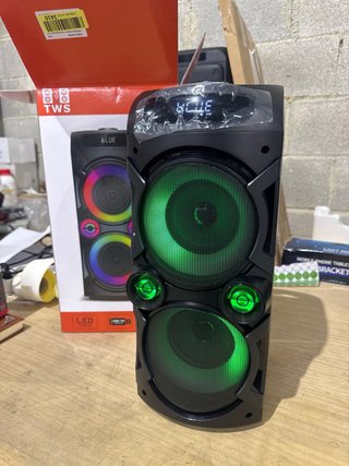 Altavoz Portátil Bluetooth 100W Negro tyoty