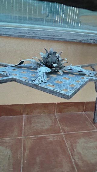 Mesa de jardín cristal y hierro forjado y 5 sillas