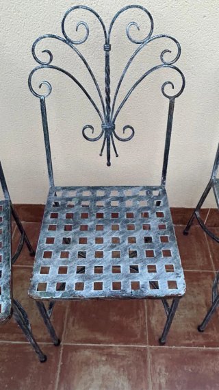 Mesa de jardín cristal y hierro forjado y 5 sillas