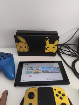 Nintendo Switch Edizione Pokémon Let's Go Eevee