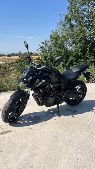 Yamaha MT-07 2023 A2 Negra