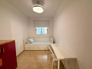 Piso en alquiler en Ciudad Jardín - Tagarete - El Zapillo en Almería