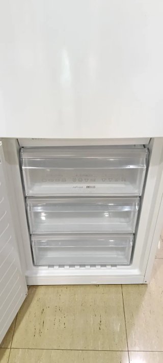 NEVERA COMBI SIEMENS NO FROST ENERGÍA A+