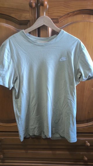 Camiseta Nike Beige