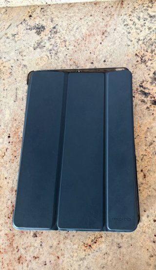 iPad 8va Gen Gris Espacial + Teclado + Lápiz