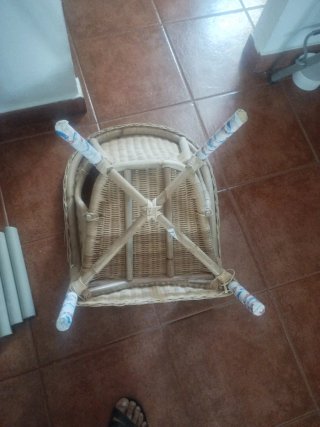 Silla de mimbre para niños