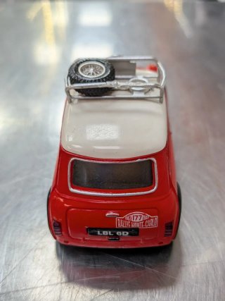 Coche Scalextric Mini Cooper Rally Monte Carlo