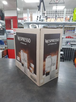 Cafetera Nespresso - Lattissima One Blanca