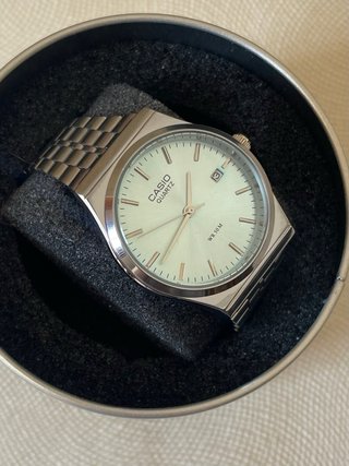 Reloj Casio MTP Plateado y Azul Turquesa