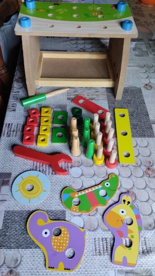 Banco de herramientas para niños