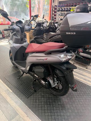 SYM SYMPHONY ST 125 LC GRIS
