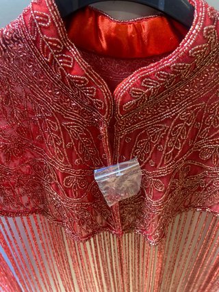 Accesorio de fiesta con flecos