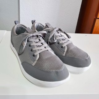 Zapatillas casuales grises talla 45