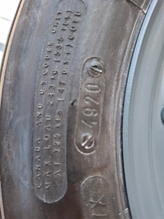 Llanta Michelin 3.50-10 Vespa 10