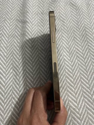 iPhone 12 Pro Dorado