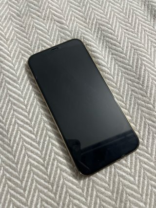 iPhone 12 Pro Dorado