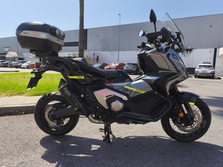 Honda X-ADV 750cc