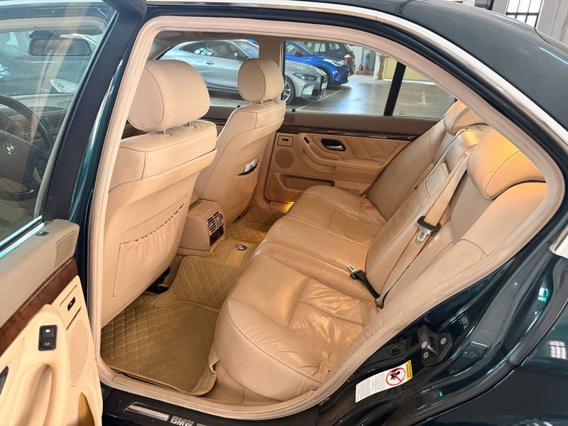 BMW Serie 7 2000 - foto 1