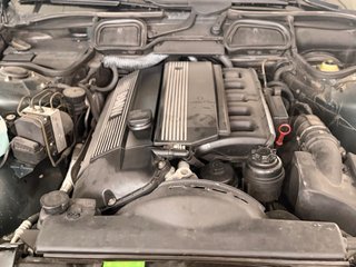 BMW 730i 2000