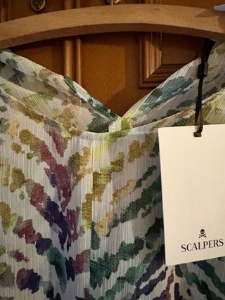 Camiseta Scalpers Multicolor Mujer talla M
