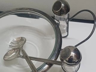 Insalatiera vintage con porta sale e pepe