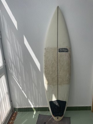 Tabla de surf 6'4 con quillas