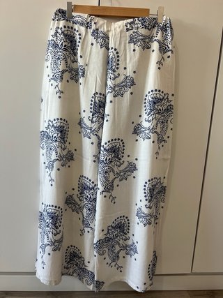 Pantalón estampado floral azul talla L