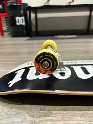 Skate Element Completo