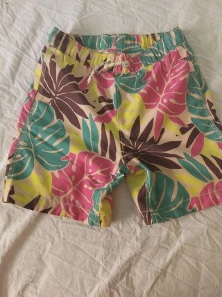 Bañador niño Gap estampado tropical