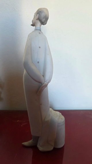 Figura Médico Porcelana Lladro