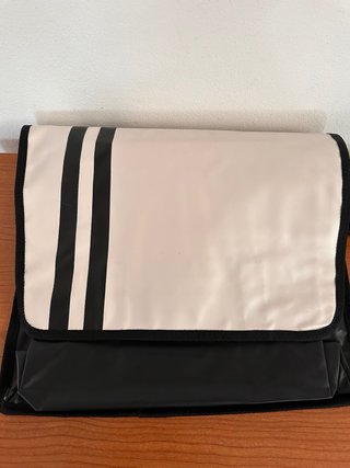 Tracolla porta computer beige/nera in pvc nuova