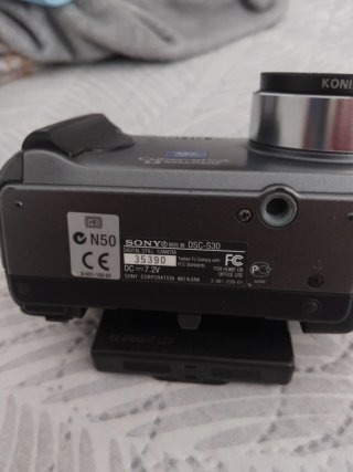 Fotocamera Sony DSC-S30 (2000)