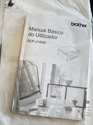 Impresora de tinta gris