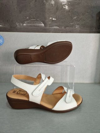 Sandalias Piel Talla 37 Blancas nuevas