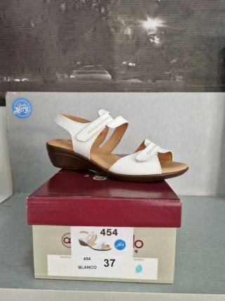 Sandalias Piel Talla 37 Blancas nuevas